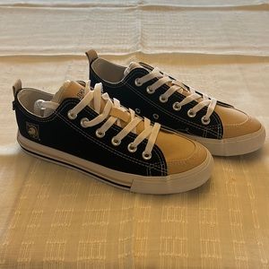 Skicks Army West Point Sneakers Size: W8/M6